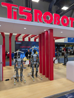 ロボットの展示が多数